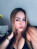 614810294: Chica busca chico en Sevilla