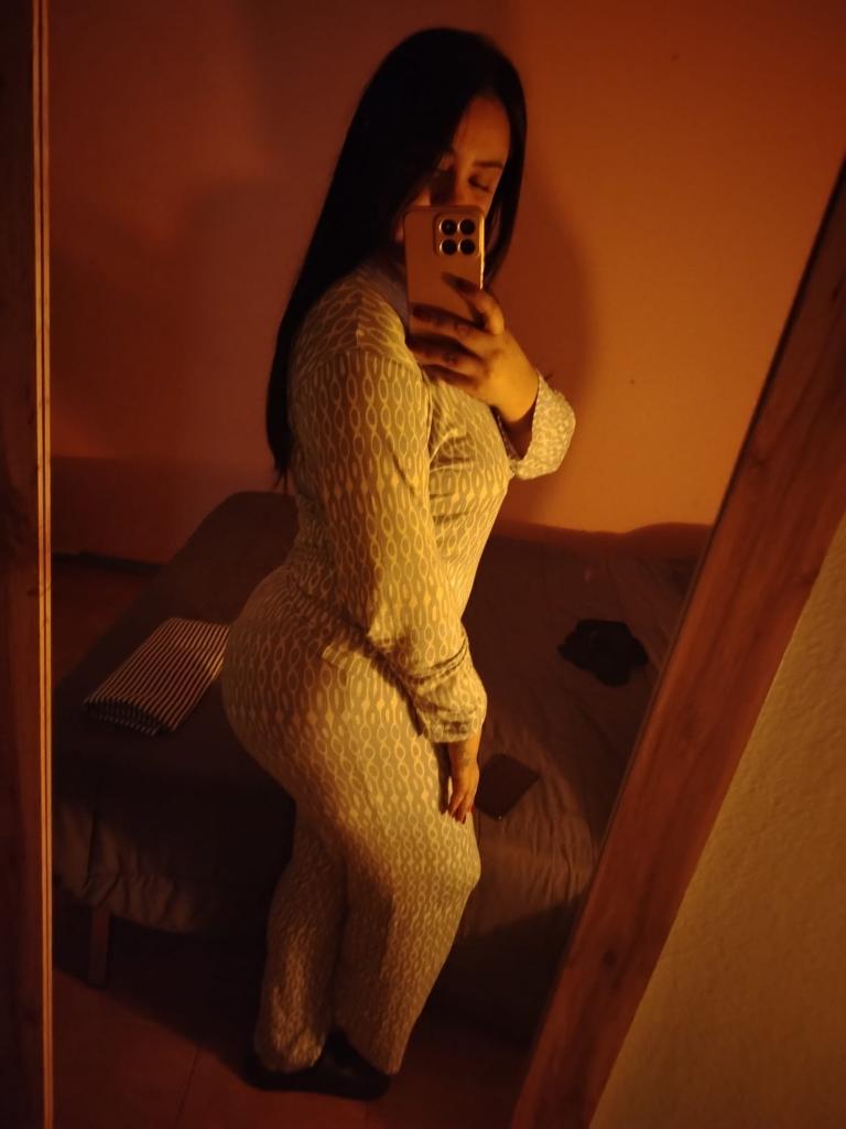 613821179: Chica busca chico en Asturias