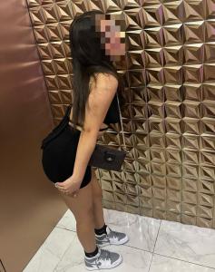 Chica busca chico en Barcelona: 