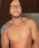 641035300: Chico busca chica en Gerona