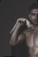 641035300: Chico busca chica en Gerona