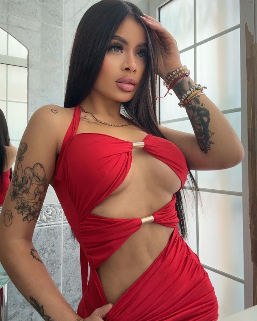 Chica busca chico en Barcelona: Chica busca chico