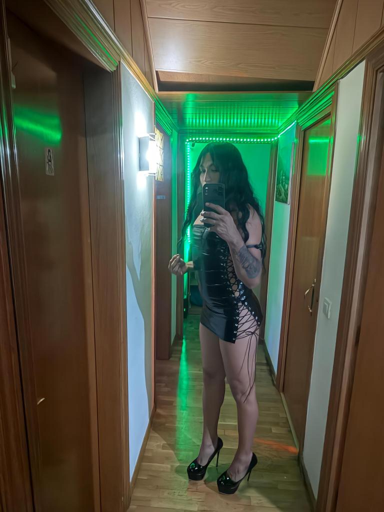 633387028: Travesti en Barcelona