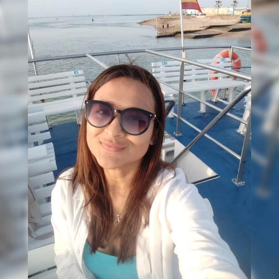 613772323: Chica busca chico en Cádiz