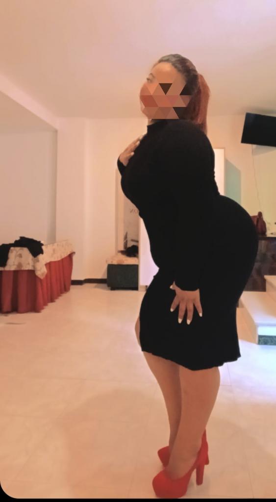 Chica busca chico en Sevilla: 