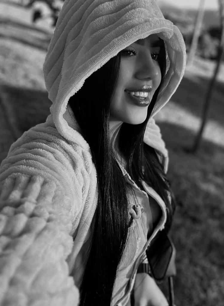 Chica busca chico en Murcia: 