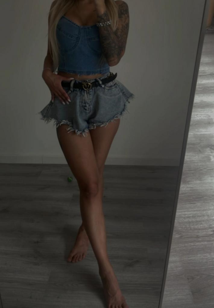 Chica busca chico en La Coruña: 