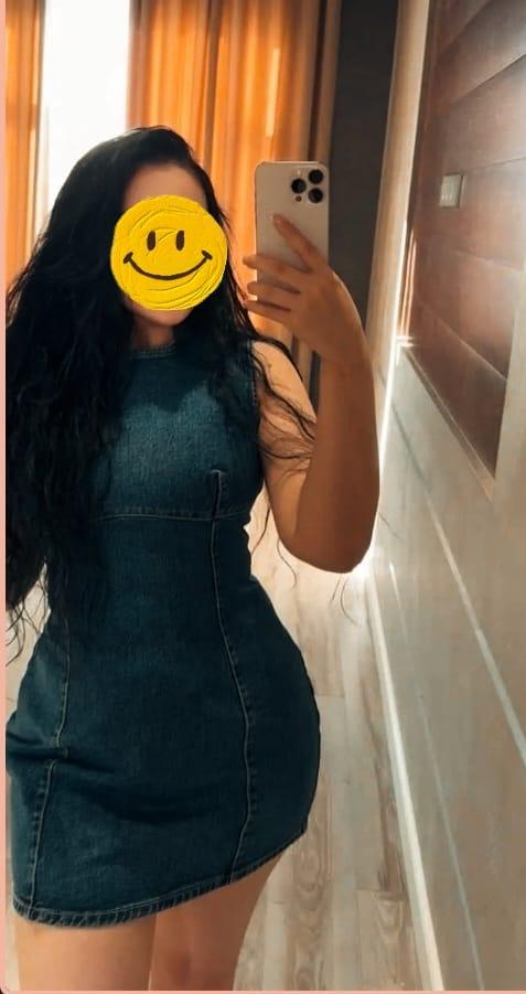 Chica busca chico en Almería: 