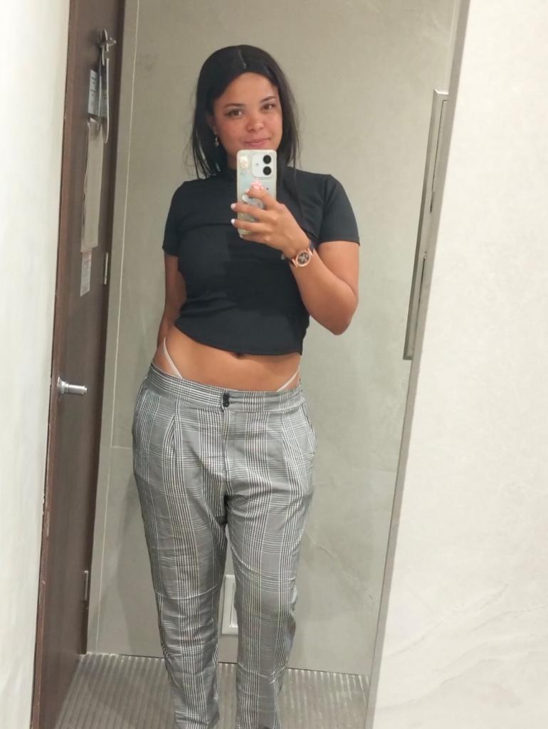 635532243: Chica busca chico en Cáceres