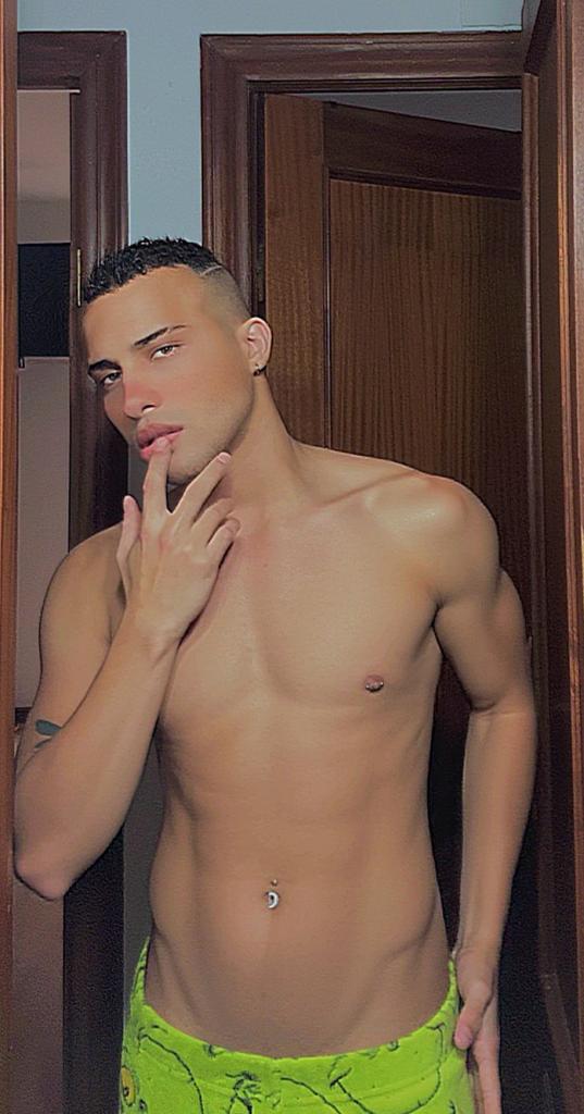 Chico busca chica en Asturias: 