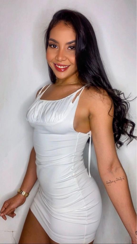 Chica busca chico en Ibiza: 