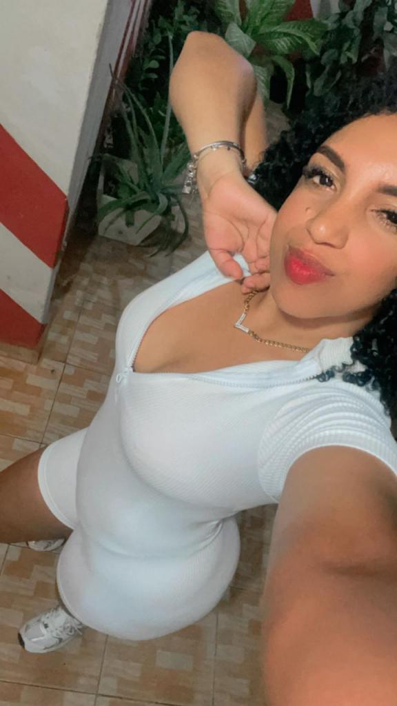 Chica busca chico en Granada: 
