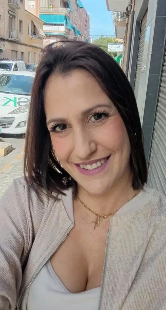 Chica busca chico en Alicante: 