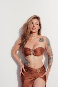 613497433: Chica busca chico en Pontevedra