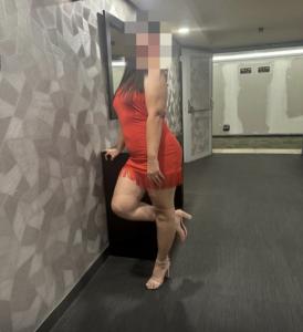 654883681: Chica busca chico en Madrid