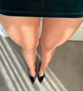 643272294: Chica busca chico en Sevilla