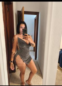 614276671: Chica busca chico en Málaga