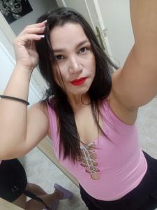 641990148: Chica busca chico en Madrid