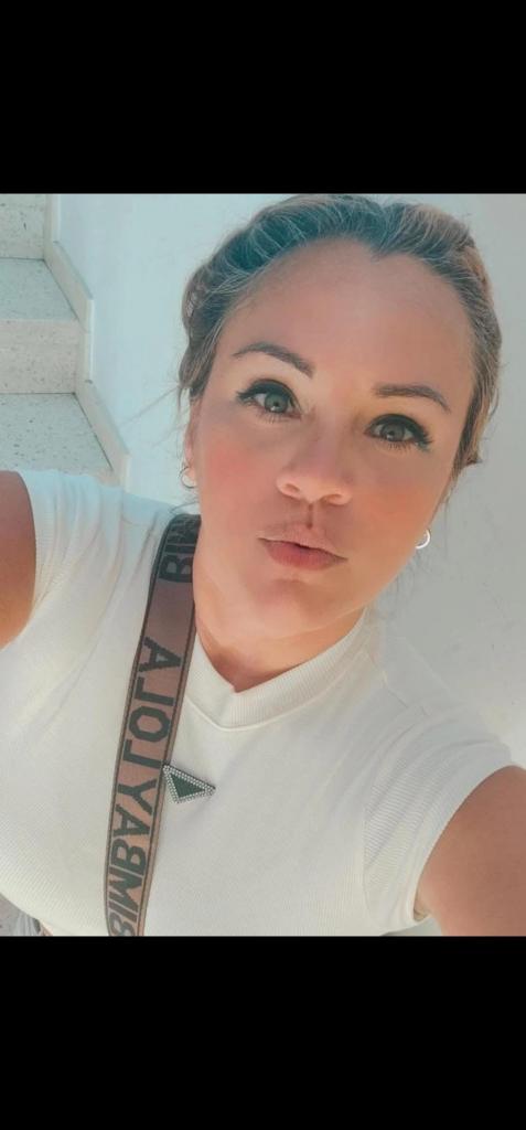 Chica busca chico en Tenerife: 