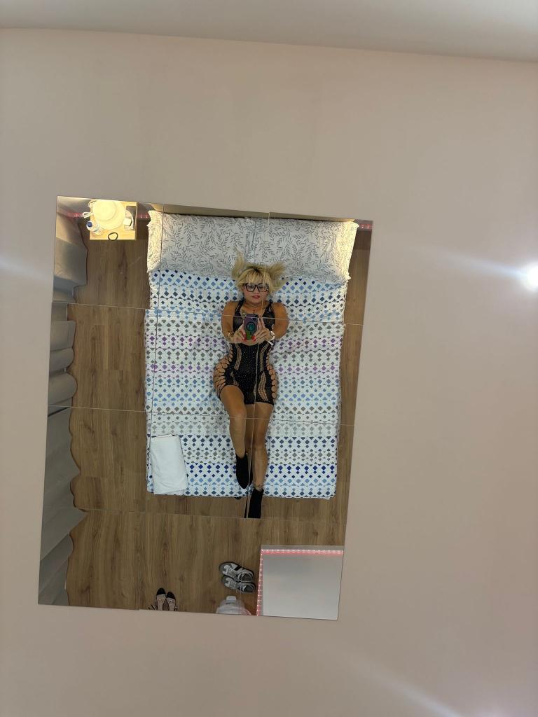 Chica busca chico en Barcelona: 