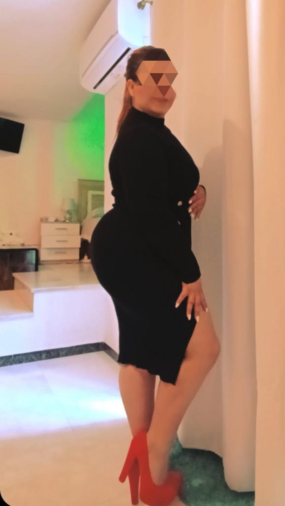 Chica busca chico en Sevilla: 