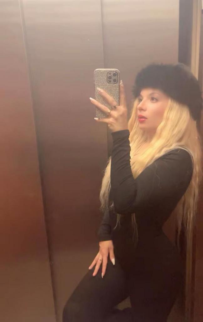 602522906: Chica busca chico en Granada