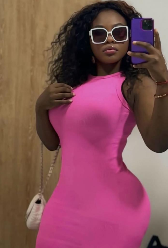 614805575: Chica busca chico en Almería