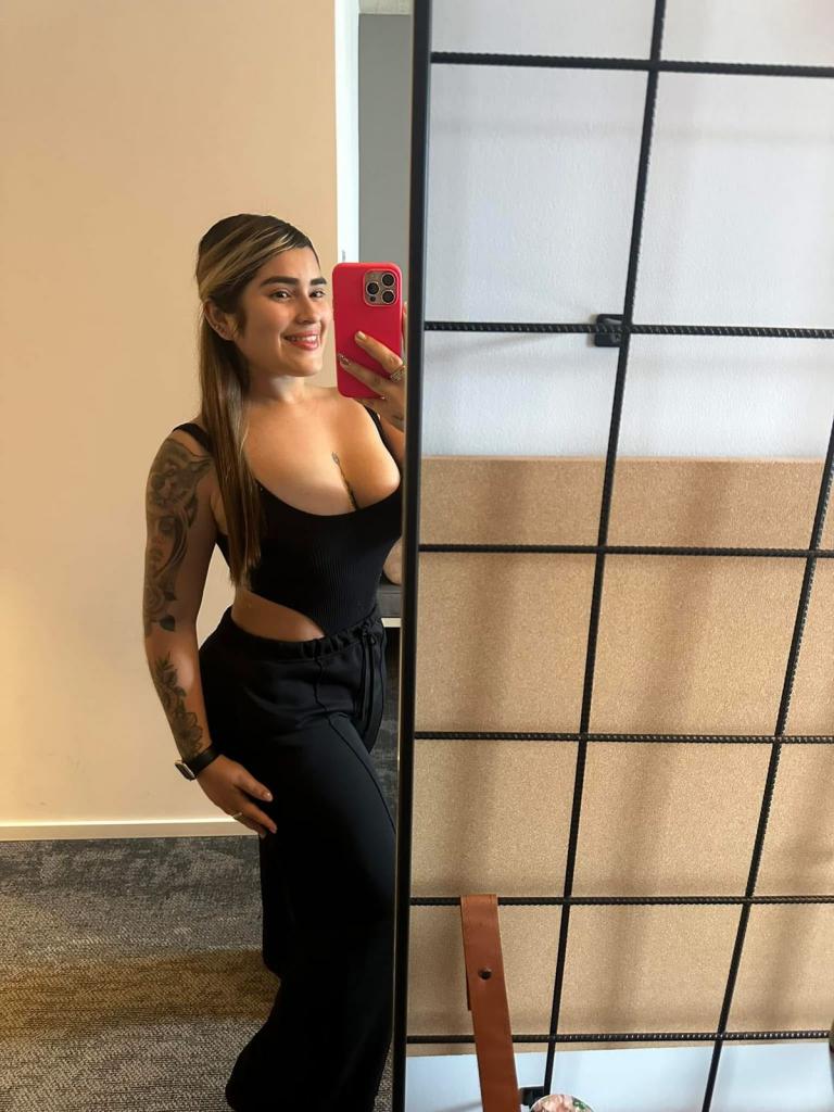 Chica busca chico en Cádiz: 