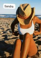 610702904: Chica busca chico en Málaga