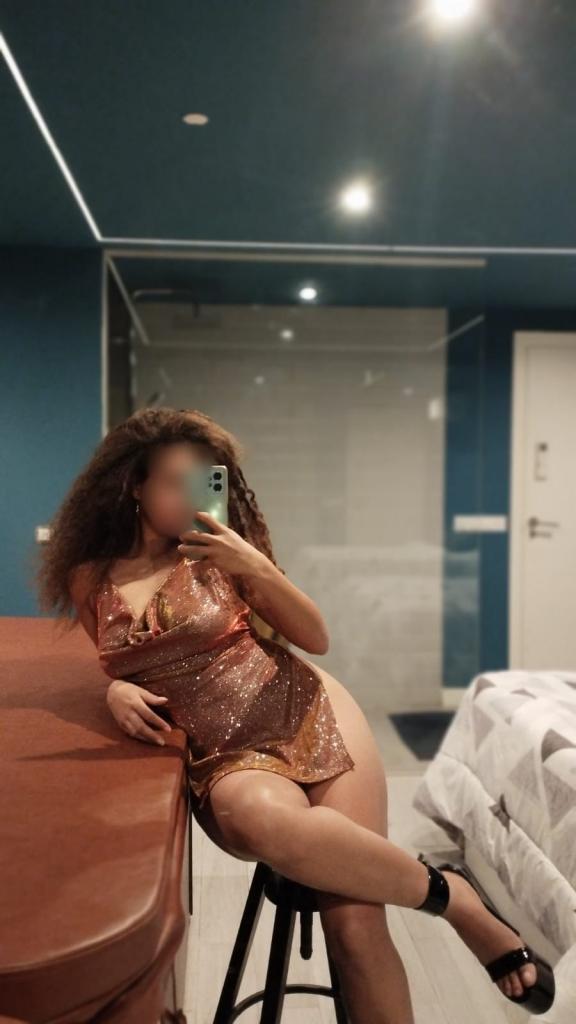 Chica busca chico en Madrid: 