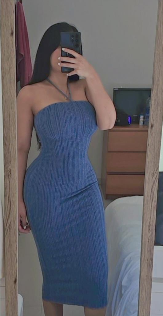 666183979: Chica busca chico en Barcelona