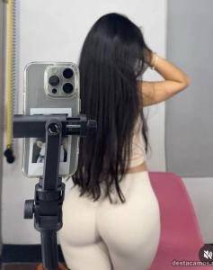 Chica busca chico en Granada: 