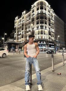 Chico busca chica en Madrid: 