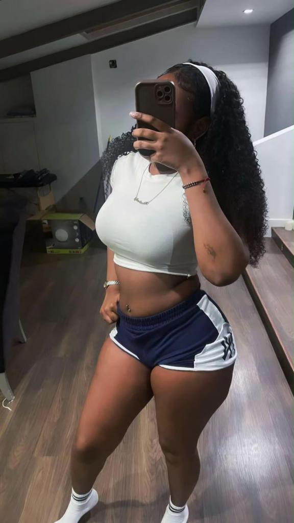 Chica busca chico en Formentera: 