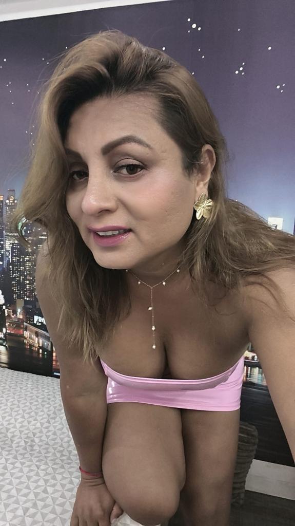 643453921: Transexual en Las Palmas