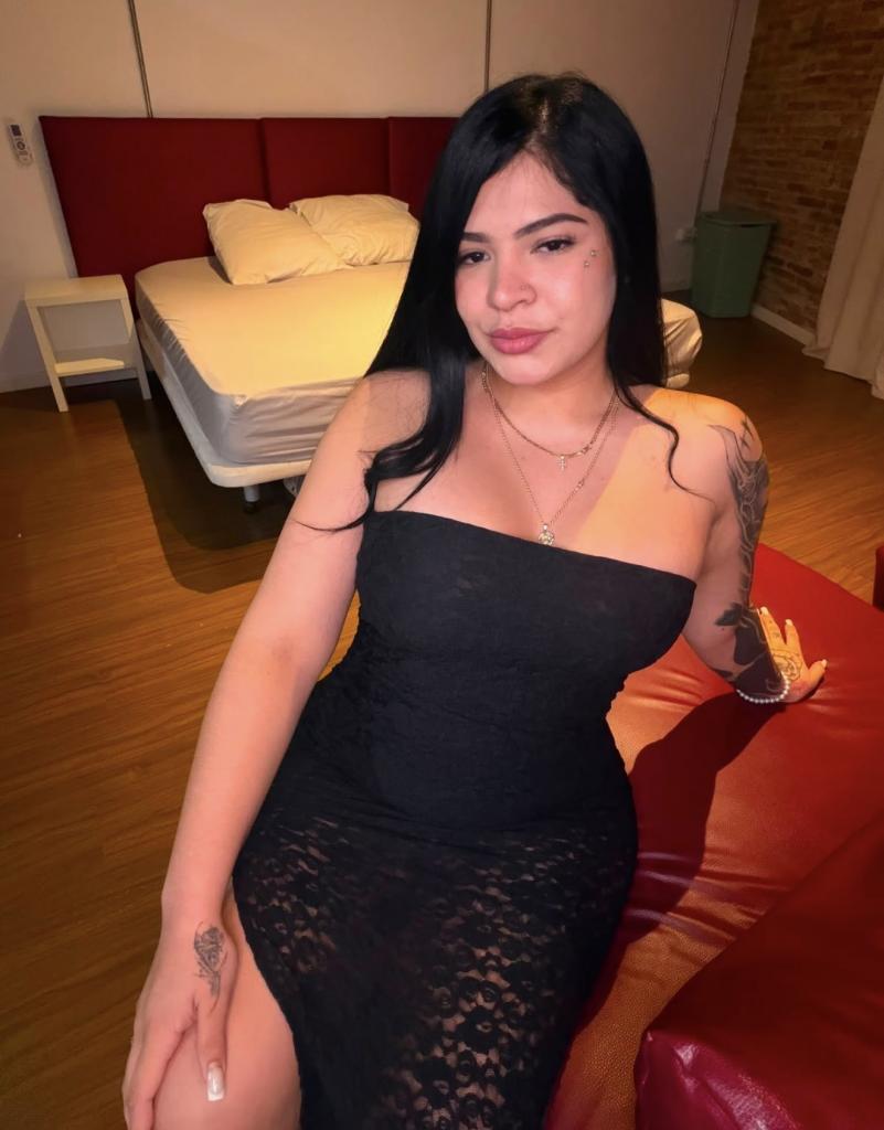Chica busca chico en Barcelona: 