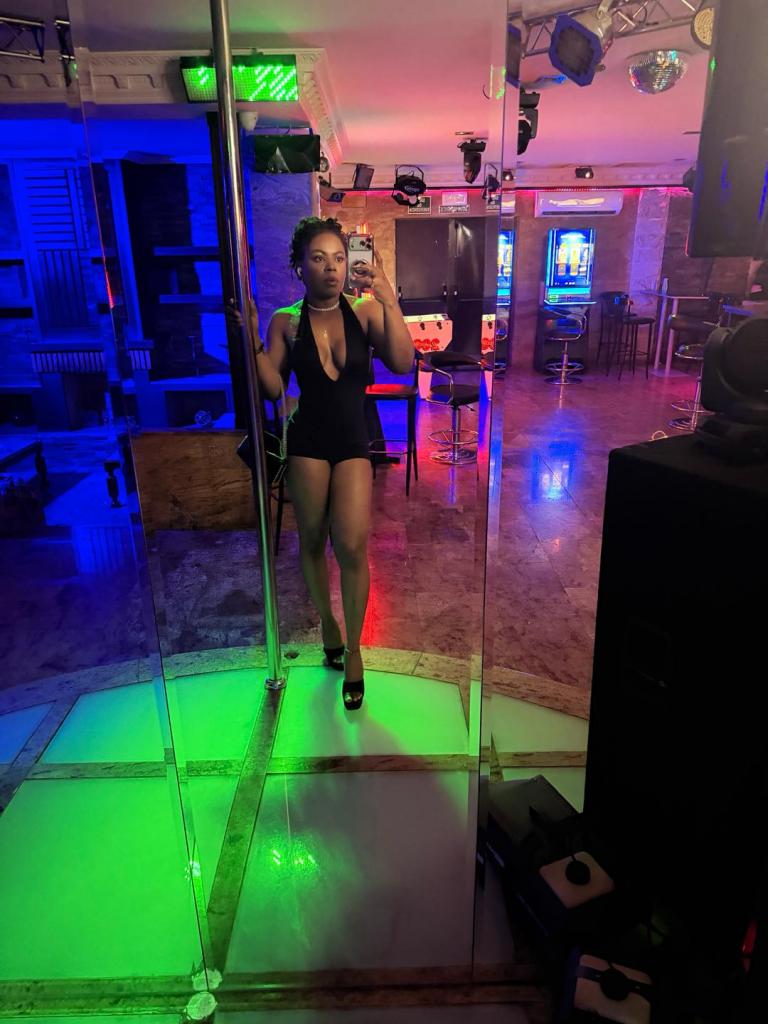 Chica busca chico en Alicante: 