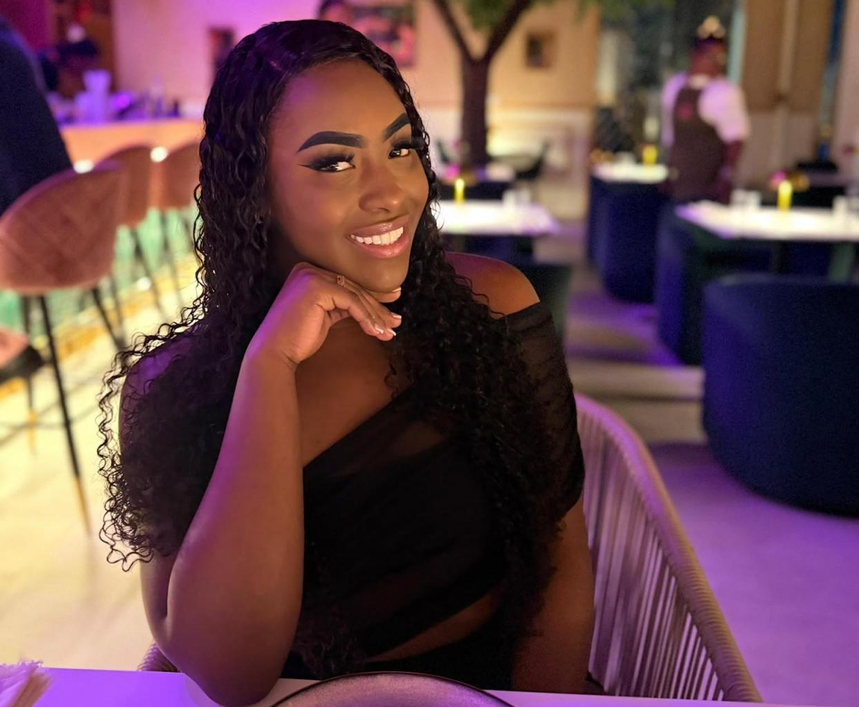 604158632: Chica busca chico en Valencia