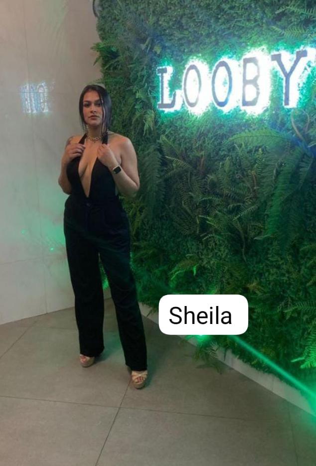 Chica busca chico en Cádiz: 