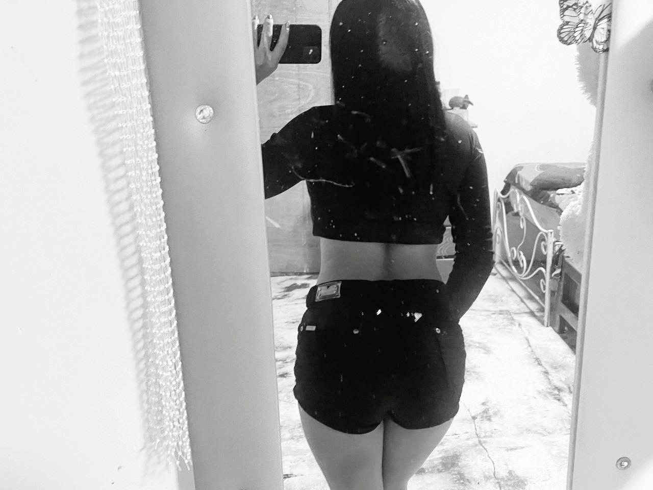643657962: Chica busca chico en Málaga