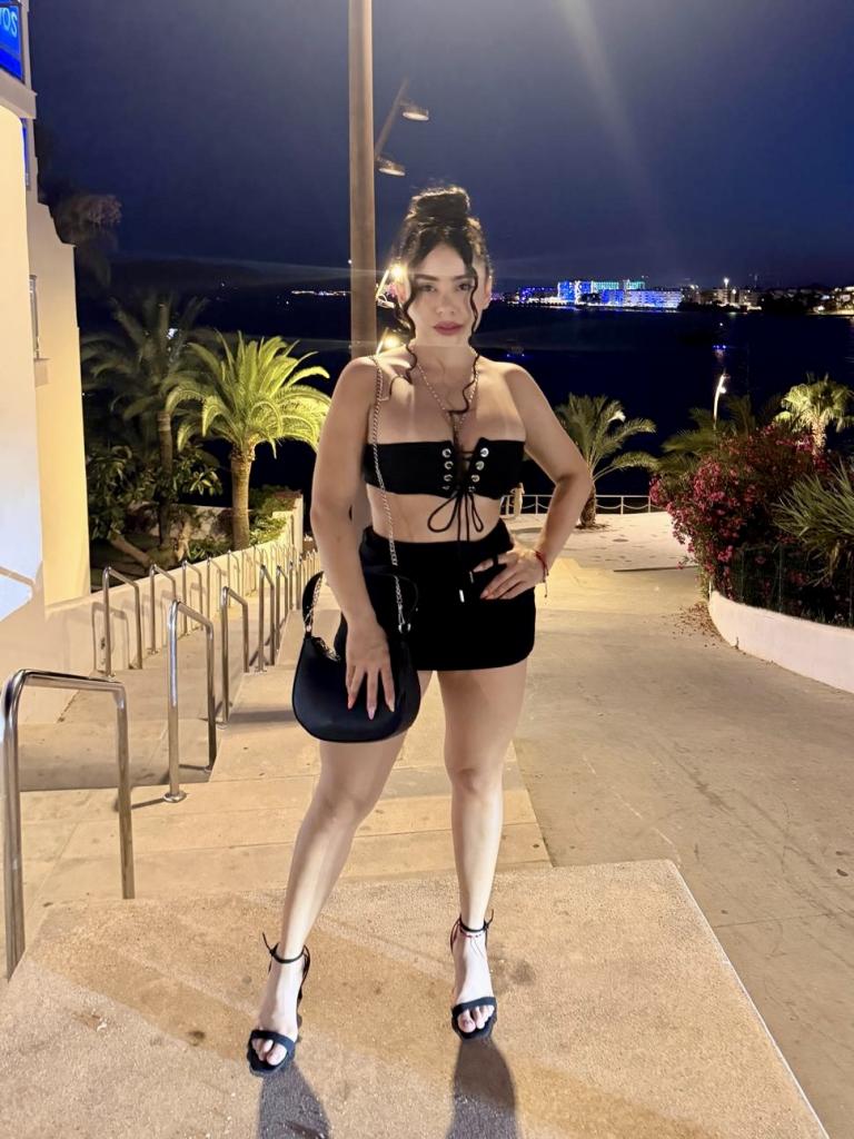 Chica busca chico en Barcelona: 