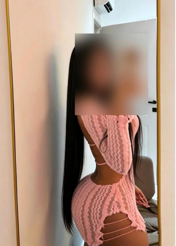 632437283: Chica busca chico en Málaga