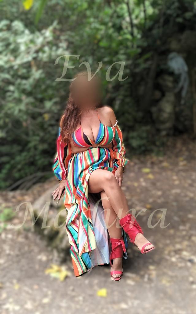 Chica busca chico en Sevilla: 