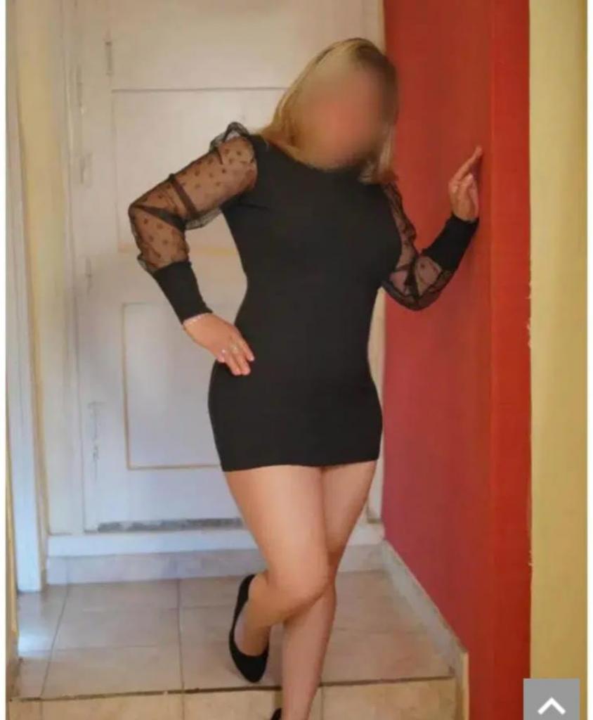 745093006: Chica busca chico en La Coruña