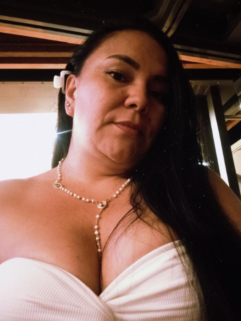 Chica busca chico en Tenerife: 