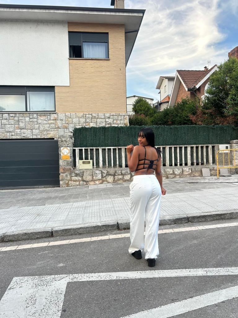 Chica busca chico en Asturias: 