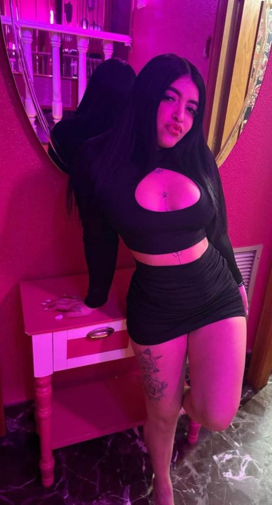 632989131: Chica busca chico en Valencia