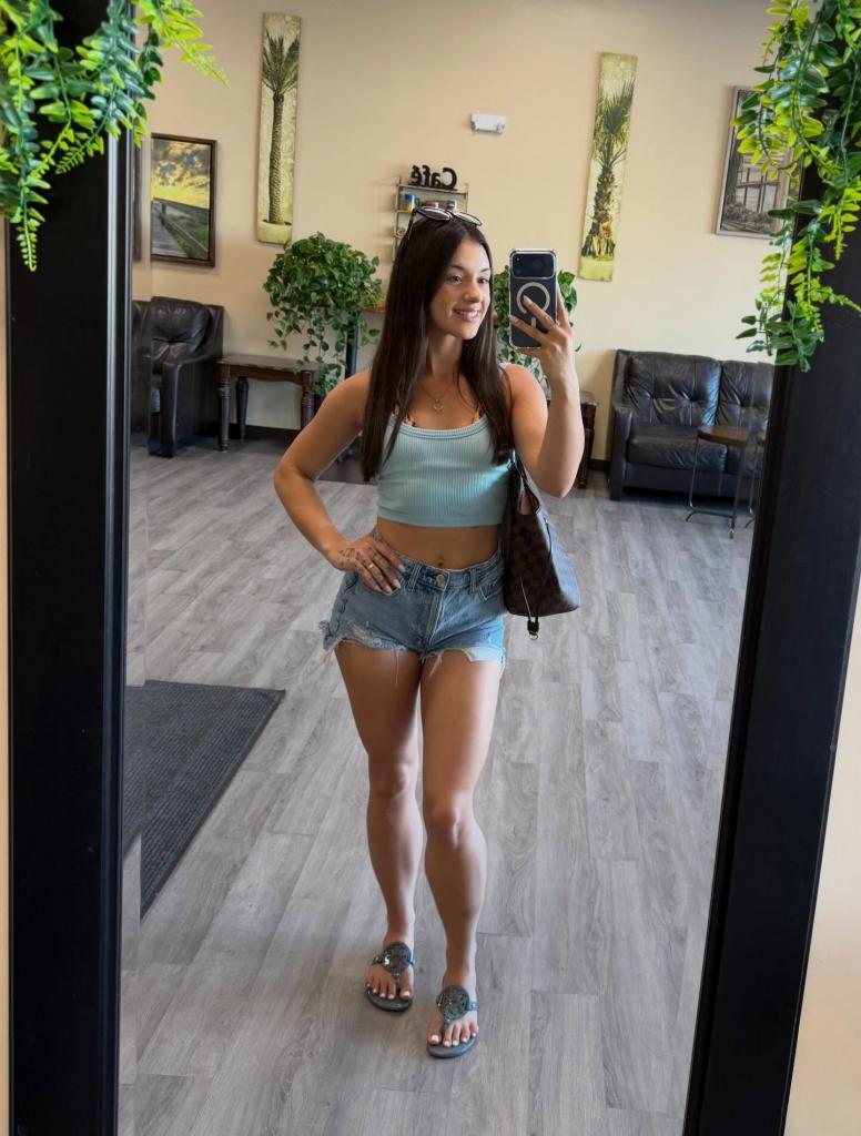 603393414: Chica busca chico en Alicante