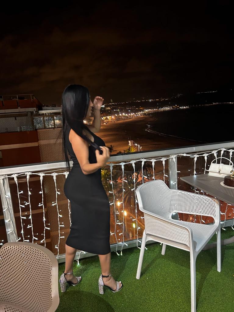 Chica busca chico en Las Palmas: Chica busca chico