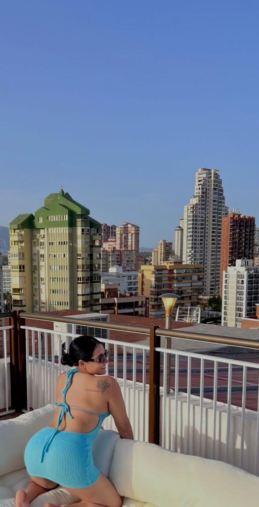 614095513: Chica busca chico en Valencia